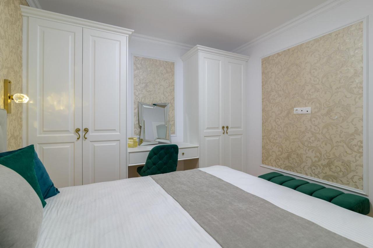 Лукс На Море Luxury Apartment In Downtown With Garage Varna Exterior photo